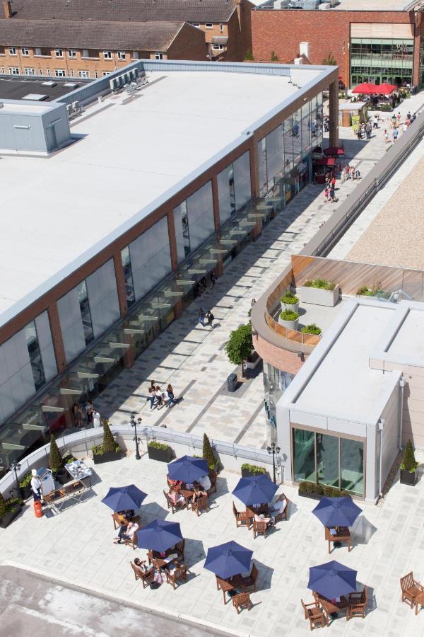 Grange Bracknell Hotel Exterior photo