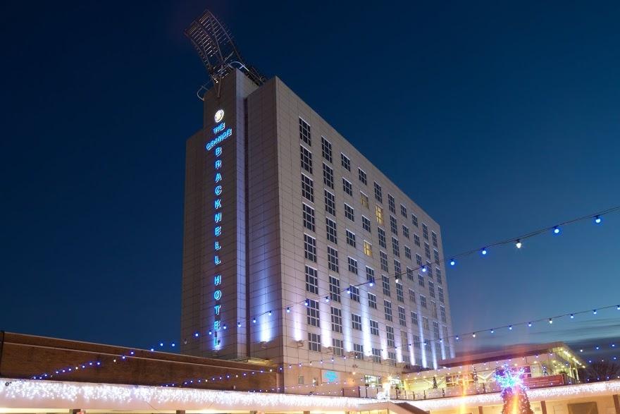 Grange Bracknell Hotel Exterior photo