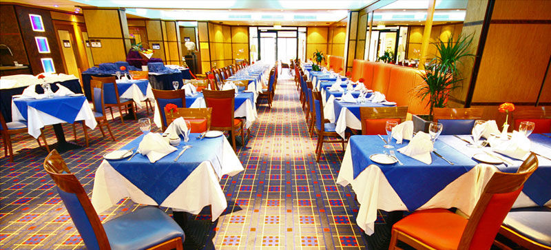 Grange Bracknell Hotel Exterior photo